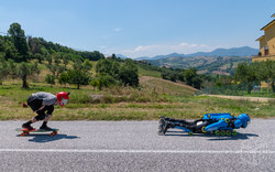 Longboard-Downhill-Rennen | Poggio Cupro - Italien